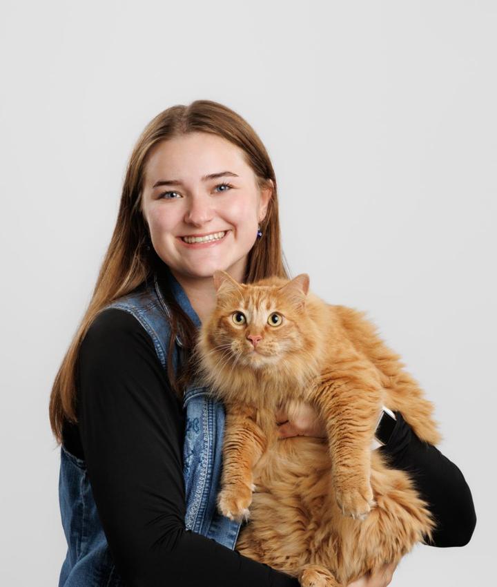 Portrait of Mia